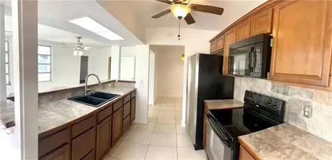 1650 NW 43rd Street Oakland Park FL 33309