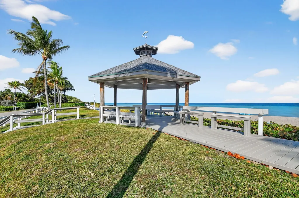 5505 N Ocean Boulevard Ocean Ridge FL 33435