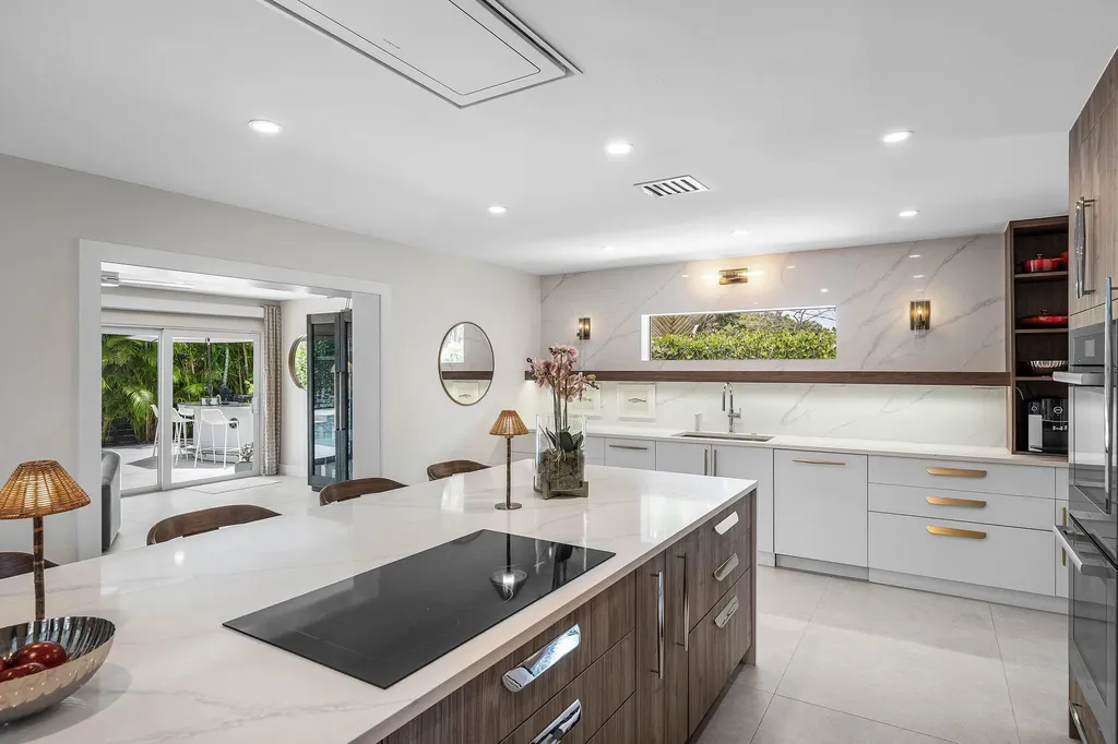 3481 NE 18th Avenue Oakland Park FL 33306