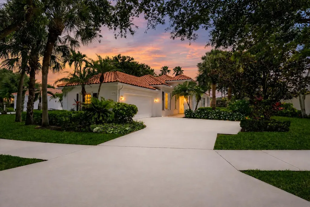 4789 Valencia Drive Delray Beach FL 33445