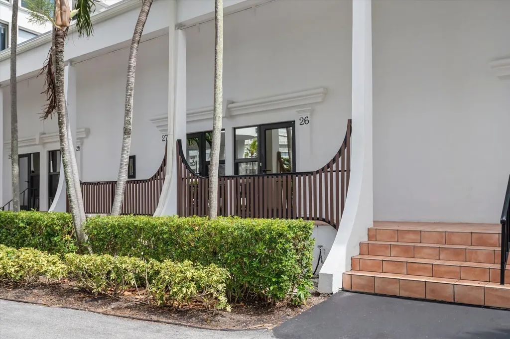 3589 S Ocean Boulevard South Palm Beach FL 33480