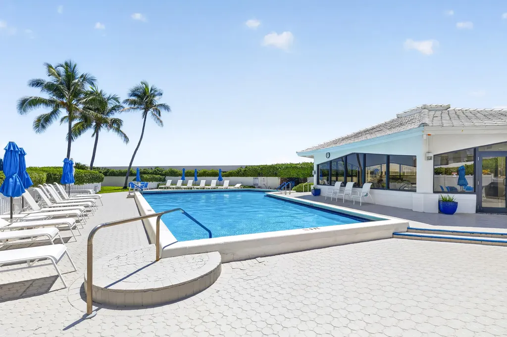 3589 S Ocean Boulevard South Palm Beach FL 33480