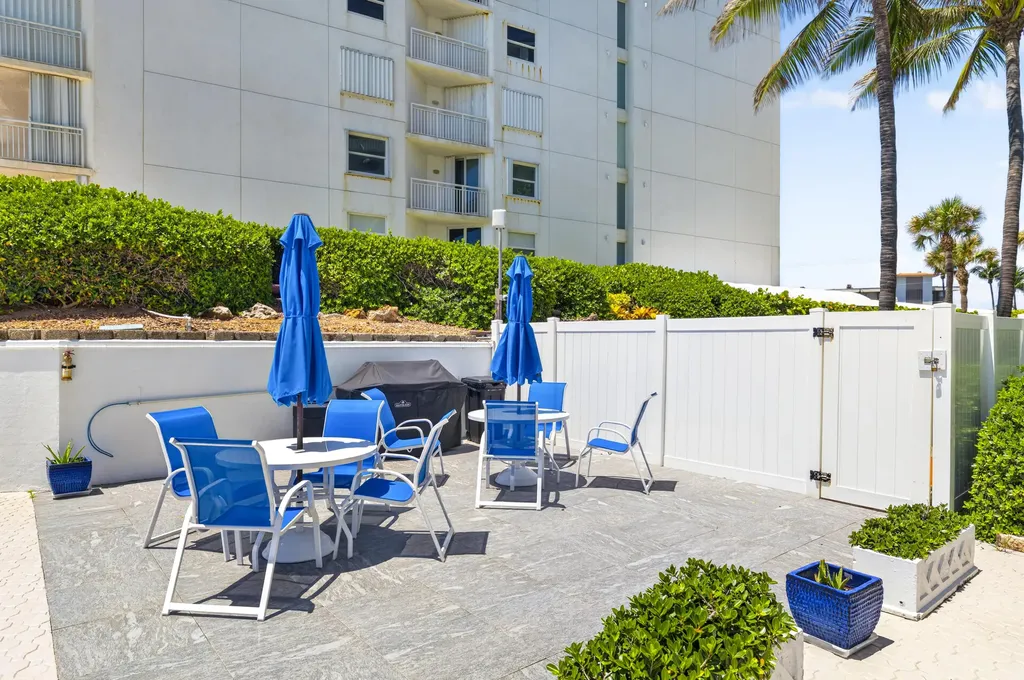 3589 S Ocean Boulevard South Palm Beach FL 33480
