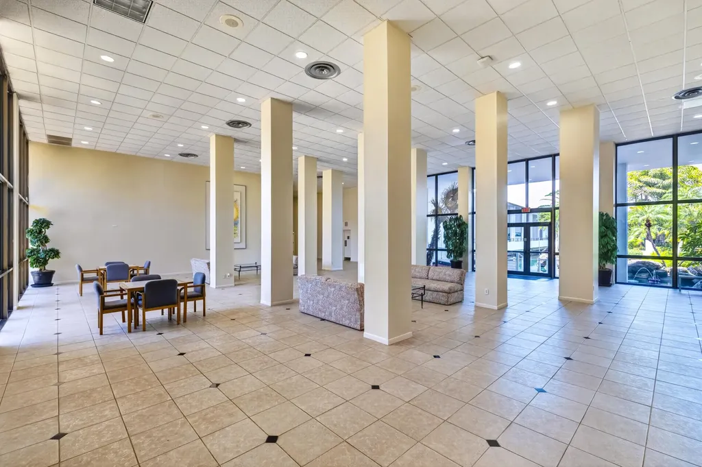 3589 S Ocean Boulevard South Palm Beach FL 33480