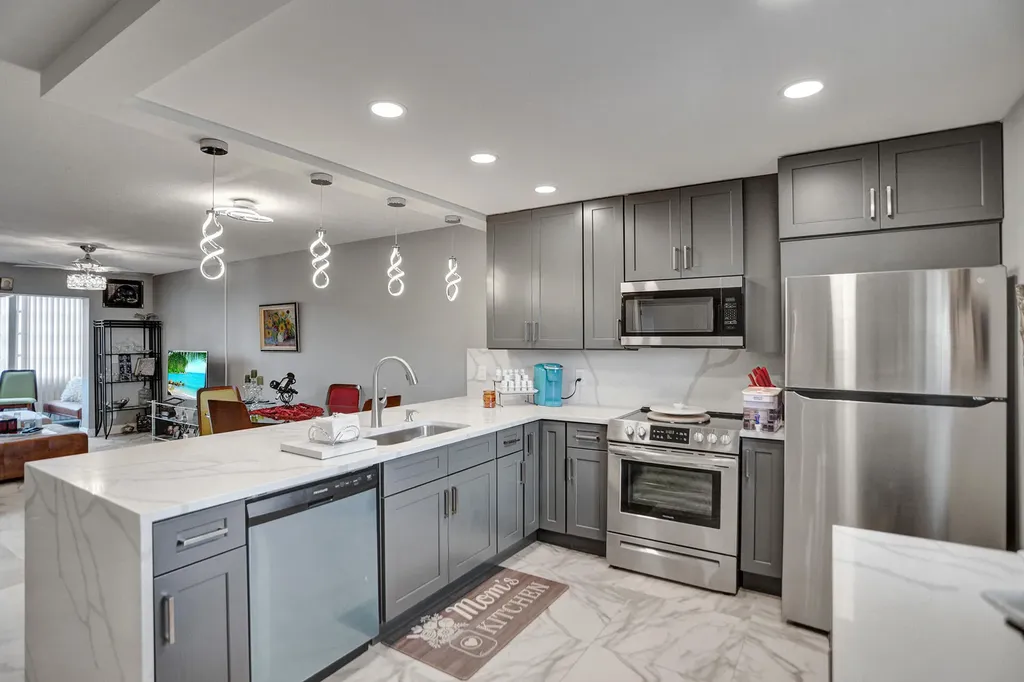 130 NE 26th Avenue Boynton Beach FL 33435