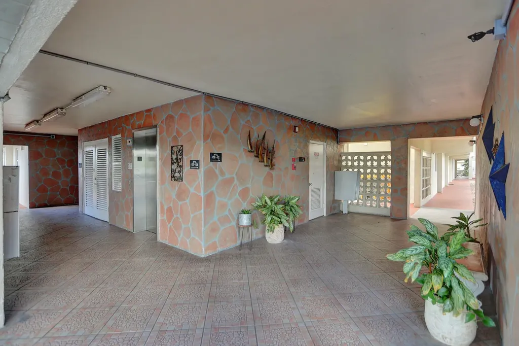 130 NE 26th Avenue Boynton Beach FL 33435