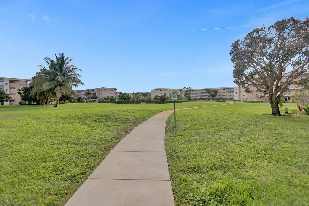 130 NE 26th Avenue Boynton Beach FL 33435