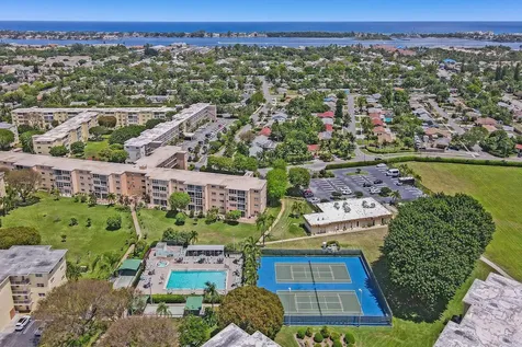 130 NE 26th Avenue Boynton Beach FL 33435