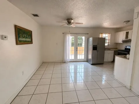 4210 W 10th Court Hialeah FL 33012