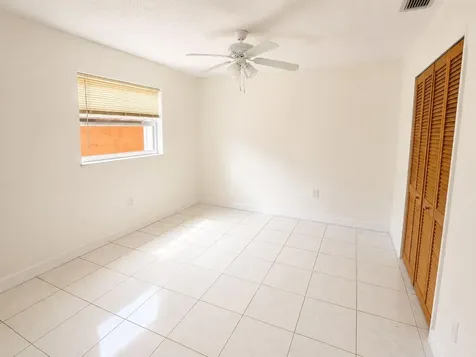 4210 W 10th Court Hialeah FL 33012