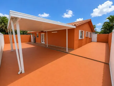 4210 W 10th Court Hialeah FL 33012