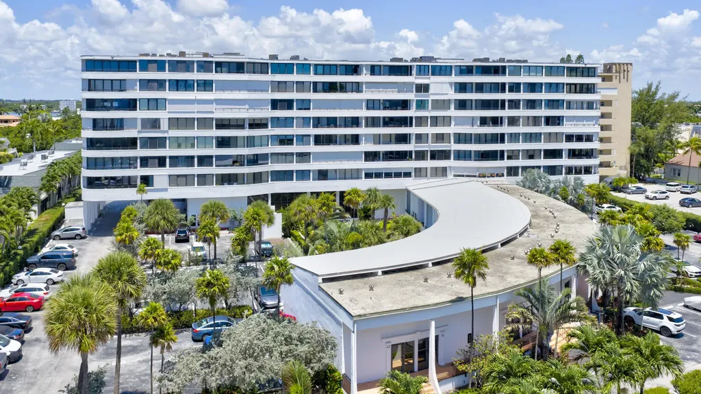 3589 S Ocean Boulevard South Palm Beach FL 33480