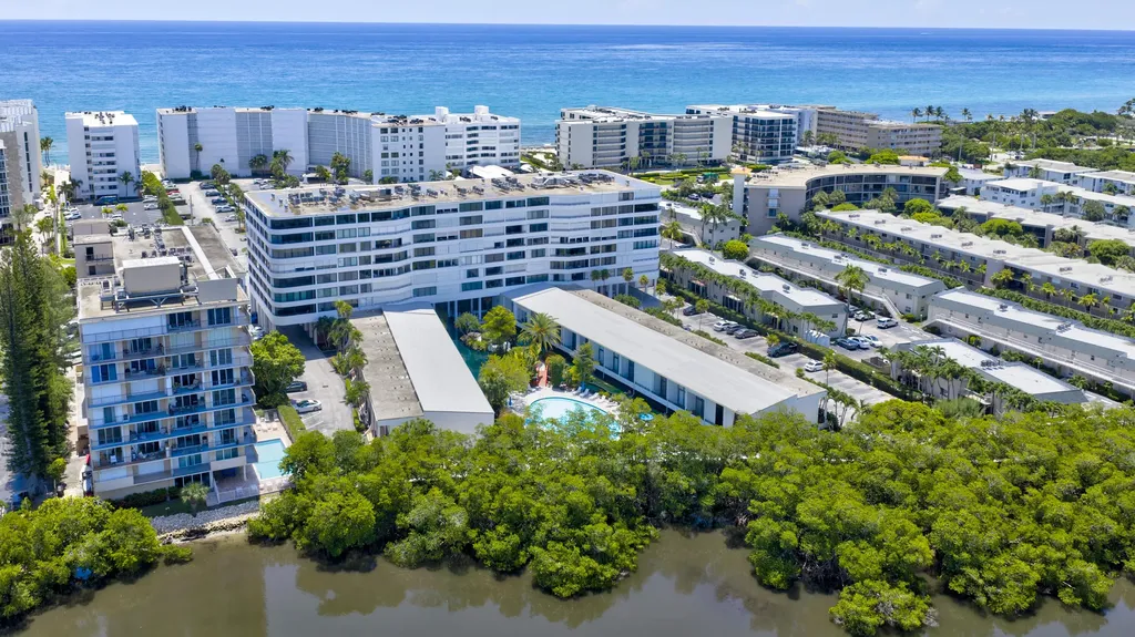3589 S Ocean Boulevard South Palm Beach FL 33480