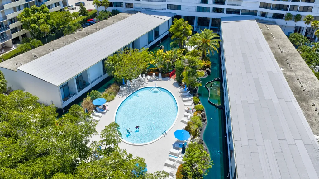 3589 S Ocean Boulevard South Palm Beach FL 33480