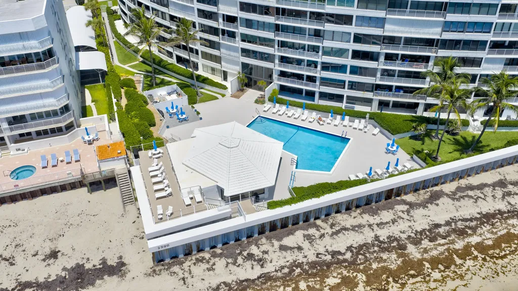 3589 S Ocean Boulevard South Palm Beach FL 33480