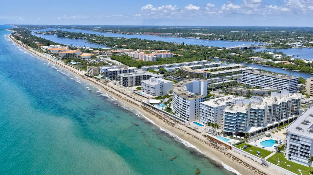 3589 S Ocean Boulevard South Palm Beach FL 33480