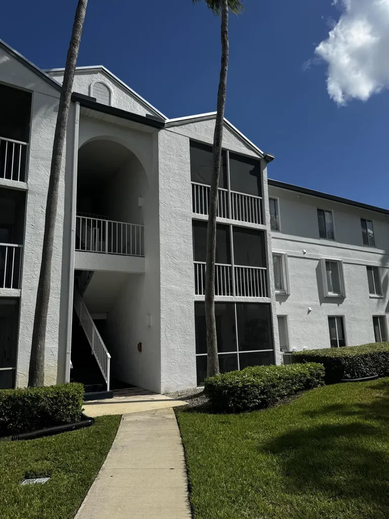 2502 SE Anchorage Cove Port St Lucie FL 34952