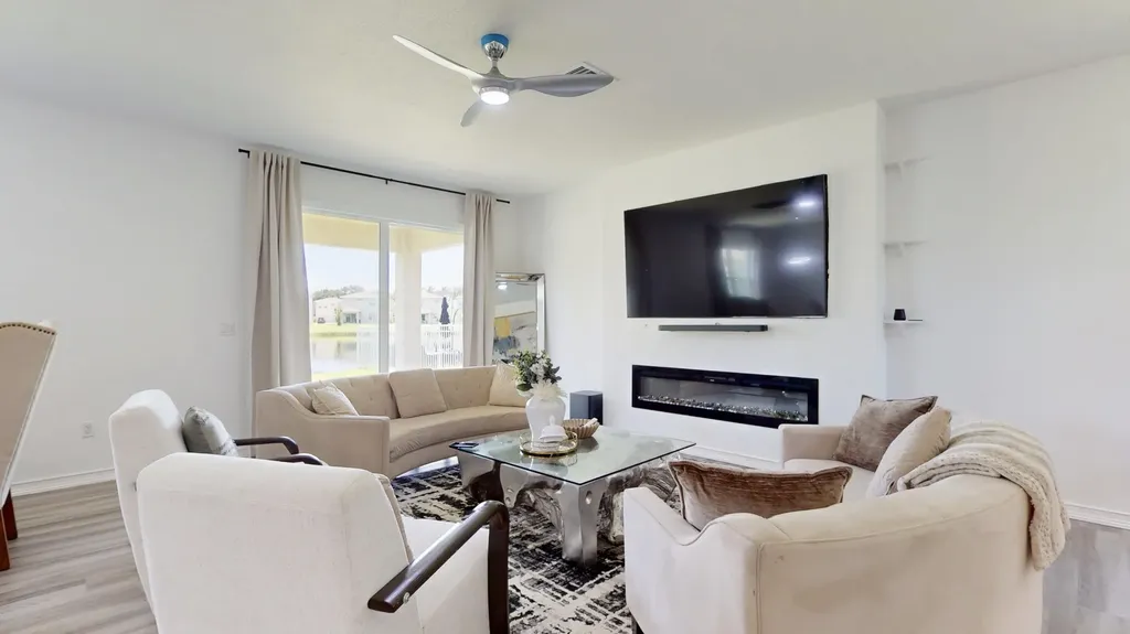 1992 NW Cataluna Circle Port St Lucie FL 34986