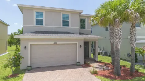 1992 NW Cataluna Circle Port St Lucie FL 34986