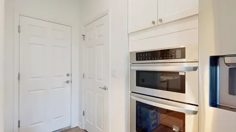 1992 NW Cataluna Circle Port St Lucie FL 34986