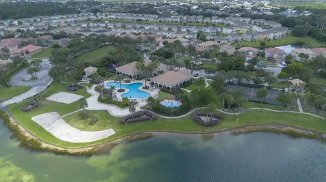 1992 NW Cataluna Circle Port St Lucie FL 34986