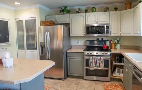 2445 NE 16th Court Jensen Beach FL 34957
