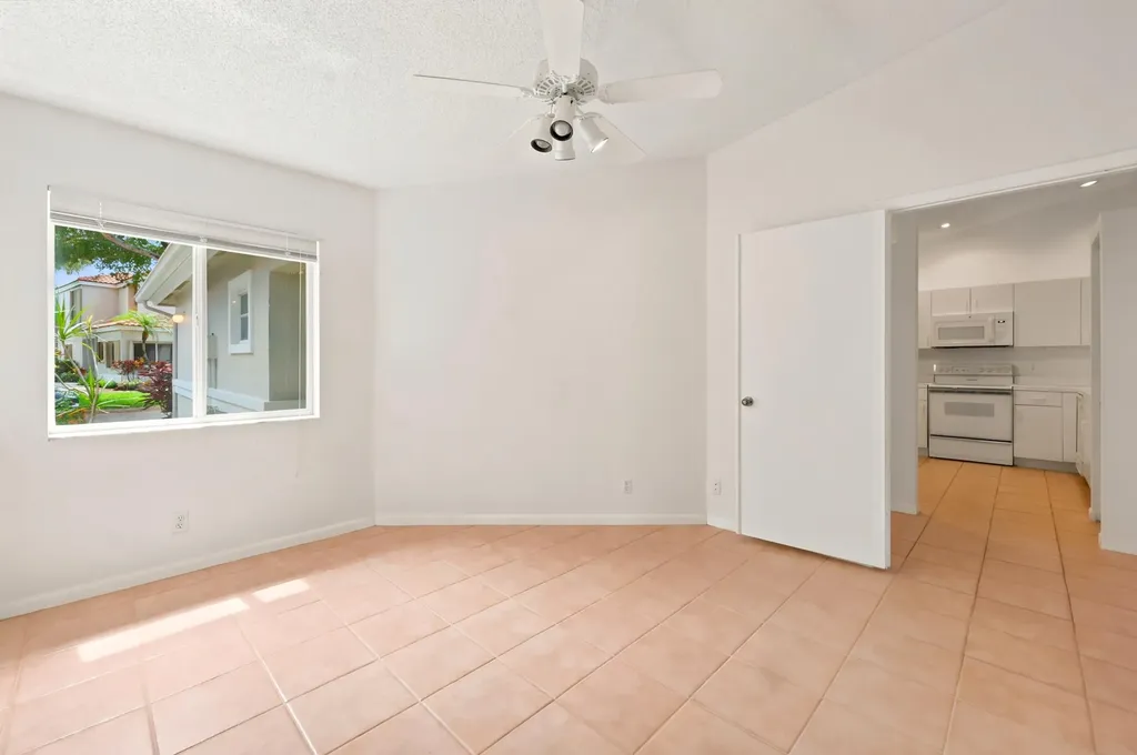 10432 Lake Vista Circle Boca Raton FL 33498