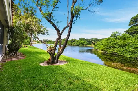 10432 Lake Vista Circle Boca Raton FL 33498