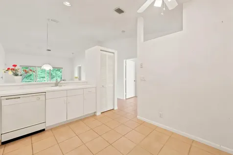 10432 Lake Vista Circle Boca Raton FL 33498