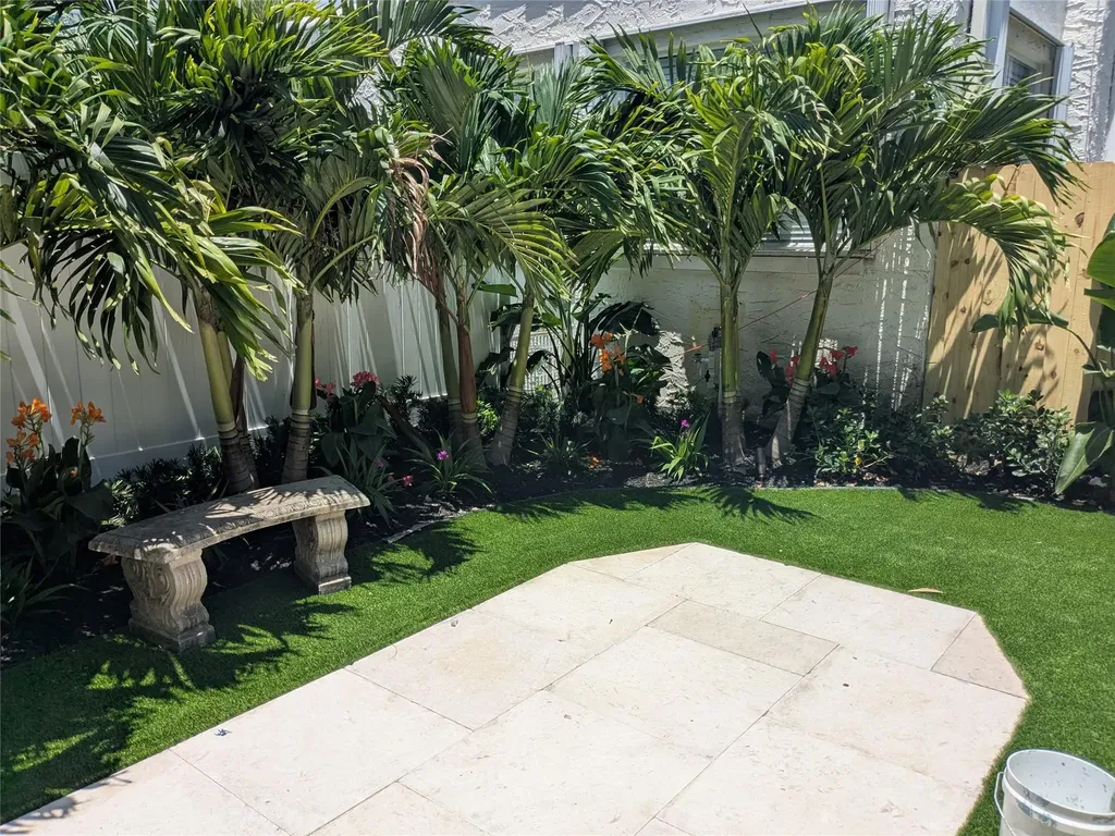 21 SE 11th Avenue Fort Lauderdale FL 33301