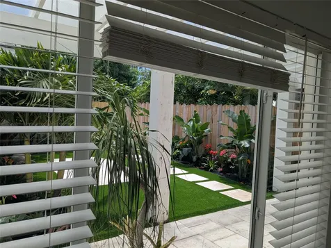 21 SE 11th Avenue Fort Lauderdale FL 33301