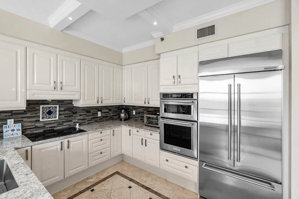 3720 S Ocean Boulevard Highland Beach FL 33487