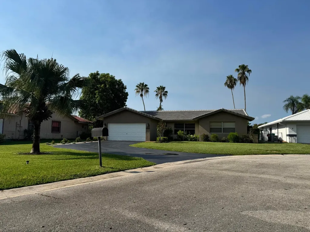 11454 NW 41st Street Coral Springs FL 33065