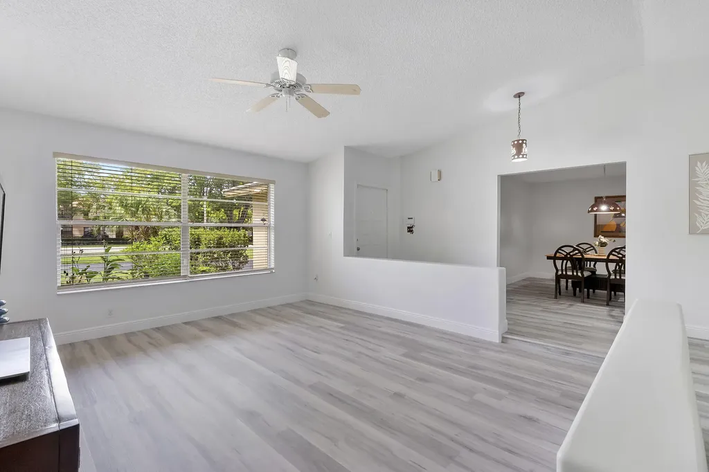 11454 NW 41st Street Coral Springs FL 33065