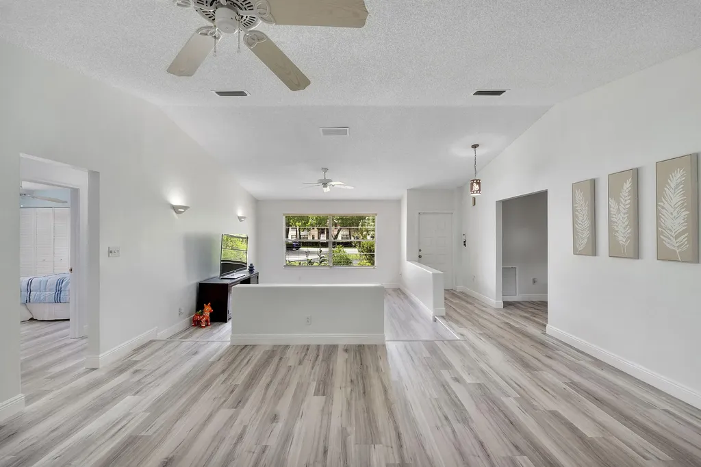 11454 NW 41st Street Coral Springs FL 33065
