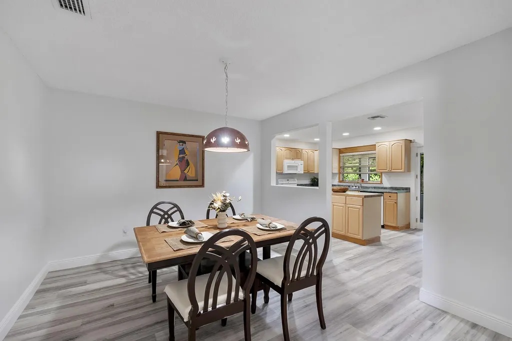 11454 NW 41st Street Coral Springs FL 33065