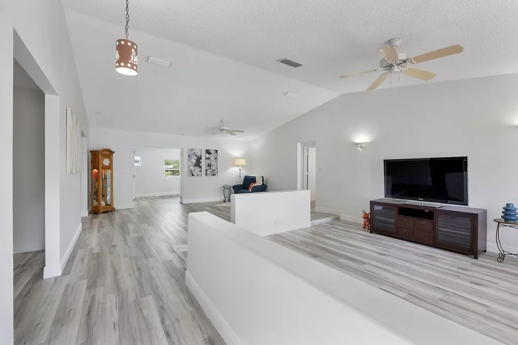 11454 NW 41st Street Coral Springs FL 33065