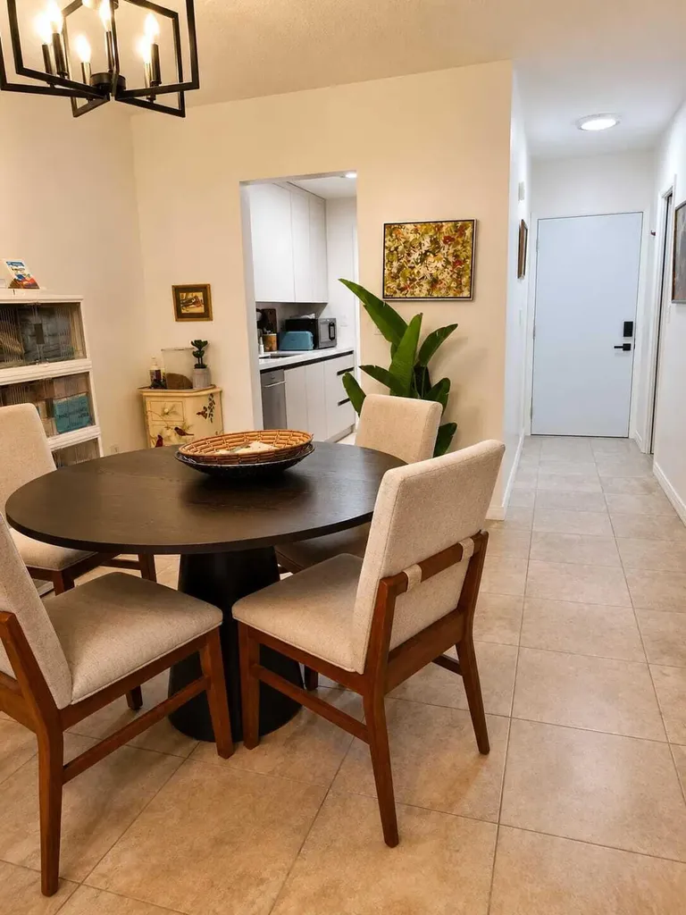 16900 NE 14th Avenue Miami FL 33162