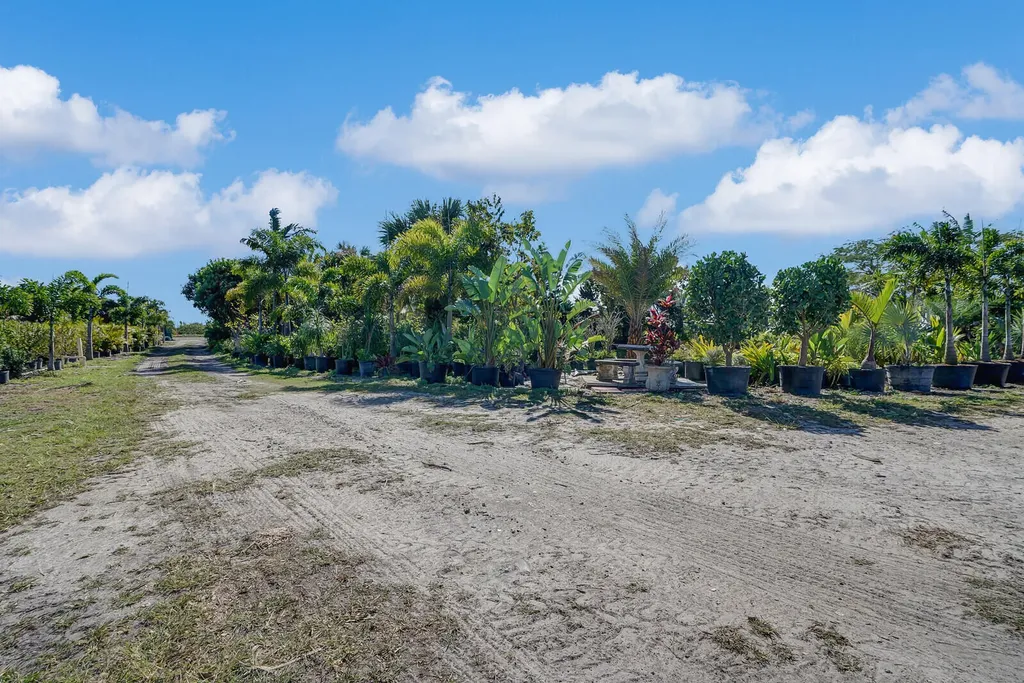 6747 Carol Street Loxahatchee FL 33470