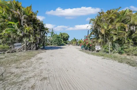 6747 Carol Street Loxahatchee FL 33470