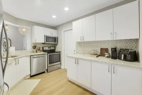 11 Vía De Casas Sur Boynton Beach FL 33426
