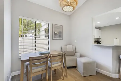 11 Vía De Casas Sur Boynton Beach FL 33426