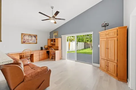 12445 SW 7th Place Davie FL 33325