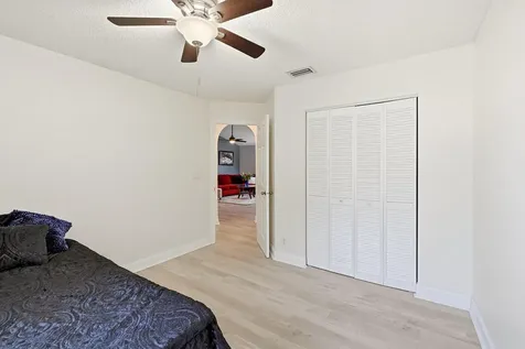 12445 SW 7th Place Davie FL 33325