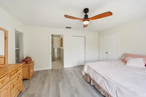 12445 SW 7th Place Davie FL 33325