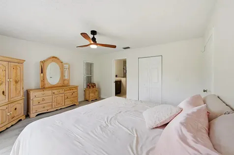 12445 SW 7th Place Davie FL 33325