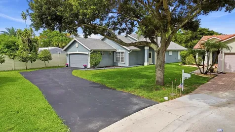12445 SW 7th Place Davie FL 33325