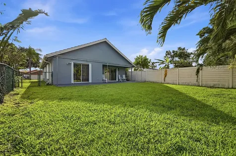 12445 SW 7th Place Davie FL 33325