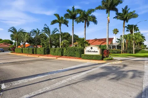 12445 SW 7th Place Davie FL 33325