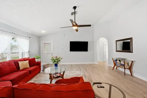 12445 SW 7th Place Davie FL 33325